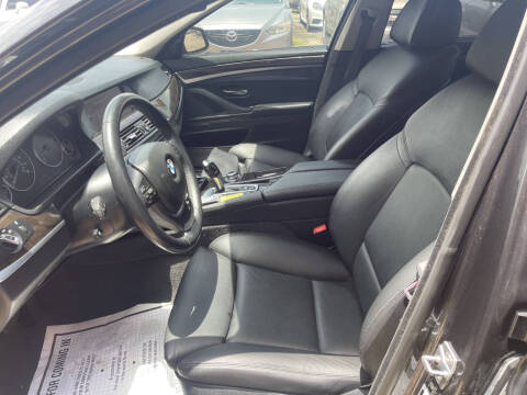 2011 BMW 5 Series 550i