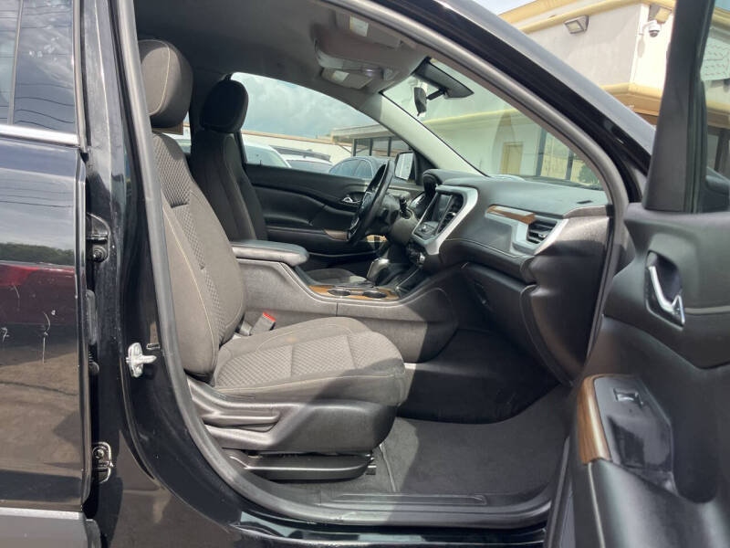 2019 GMC Acadia SLE-1