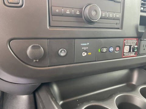 2025 GMC Savana 3500