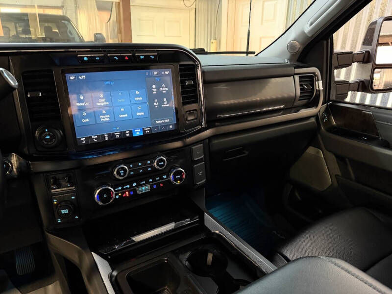 2023 Ford F-350 Super Duty Lariat