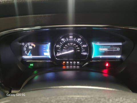 2017 Lincoln Navigator Select