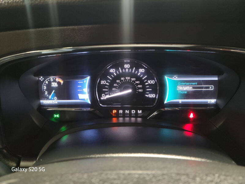 2017 Lincoln Navigator Select