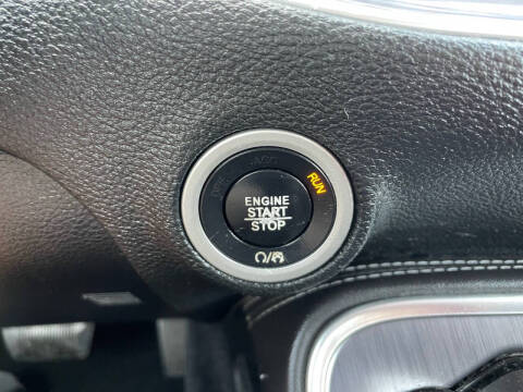 2017 Dodge Challenger SXT