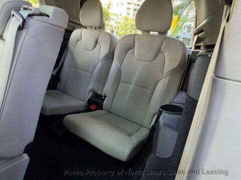 2018 Volvo XC90 T6 Momentum