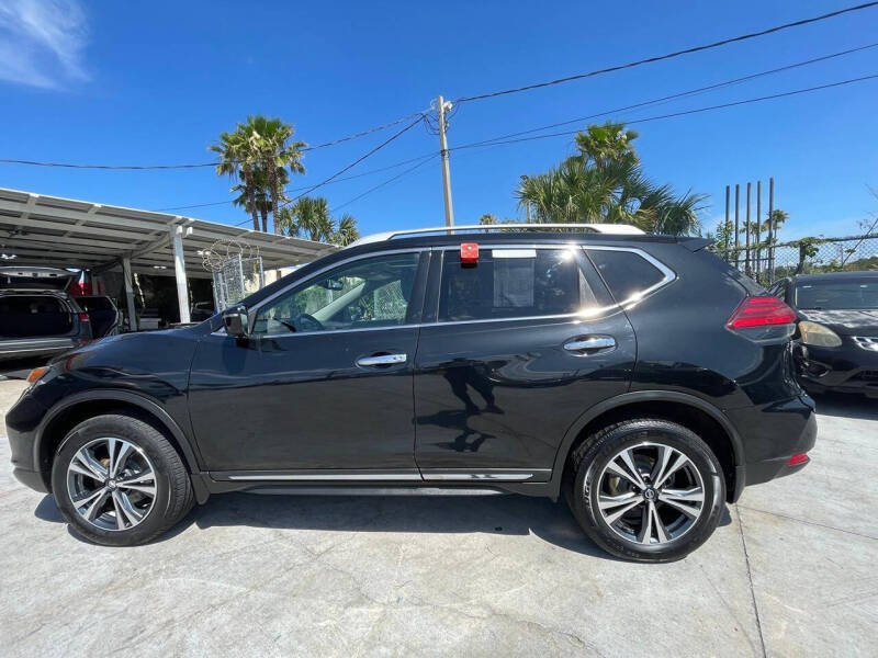 2017 Nissan Rogue SL