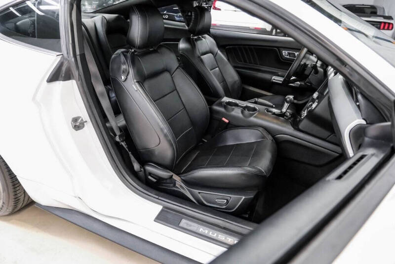 2017 Ford Mustang EcoBoost Premium