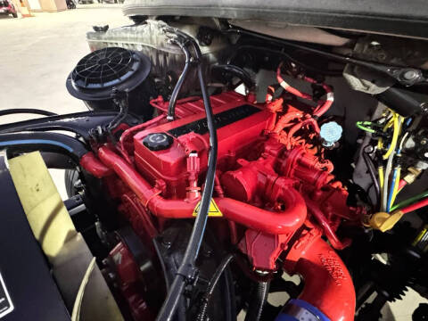 2019 Freightliner M2 106