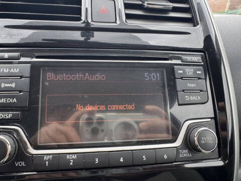 2015 Nissan Versa Note SV