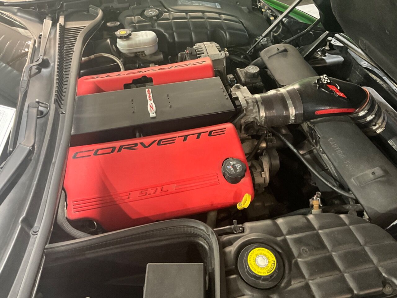 2004 Chevrolet Corvette 14