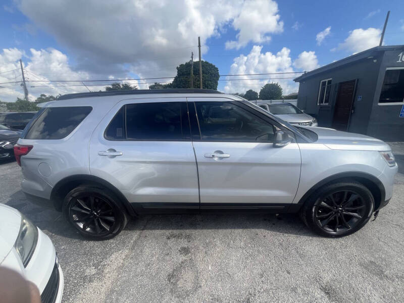 2018 Ford Explorer XLT