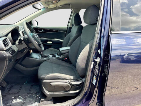 2020 Kia Sorento LX