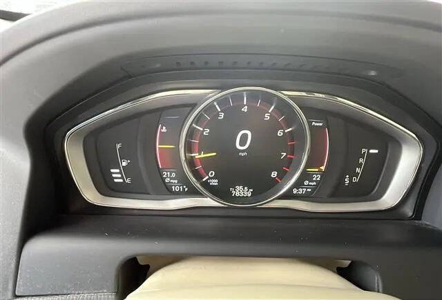 2015 Volvo XC60 T5 Drive-E Premier