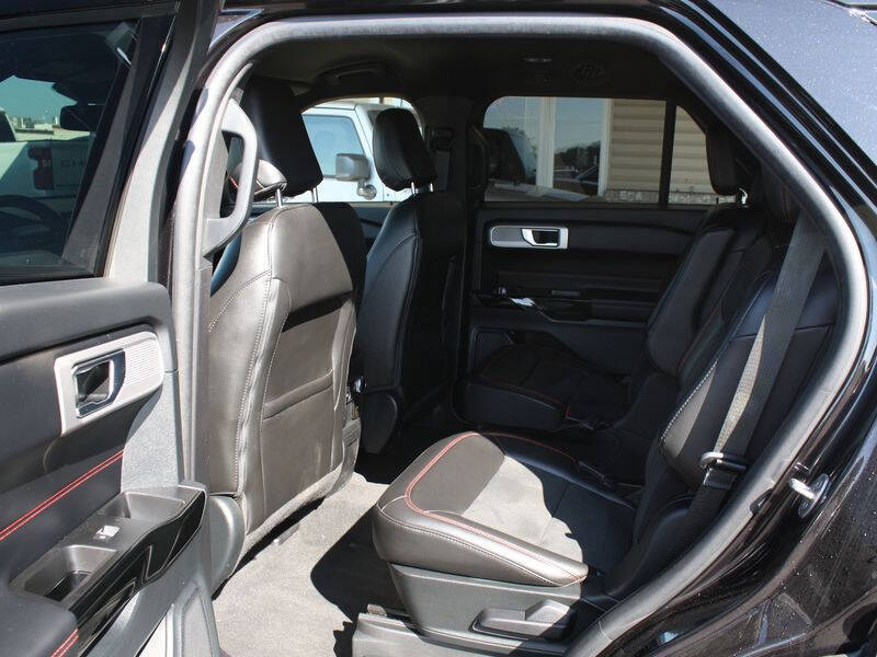 2022 Ford Explorer ST-Line