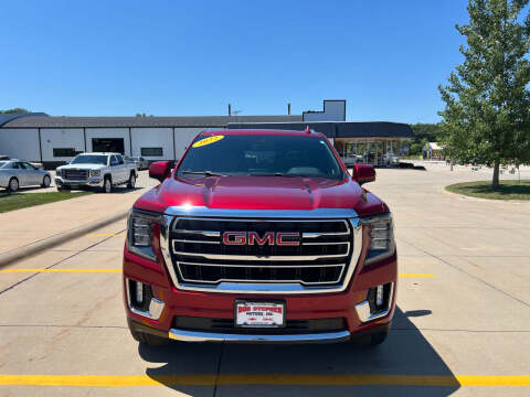 2022 GMC Yukon SLT
