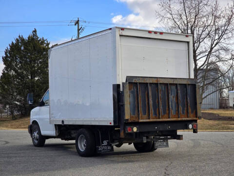 2017 GMC Savana 3500