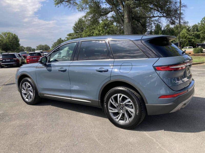 2023 Lincoln Corsair Standard