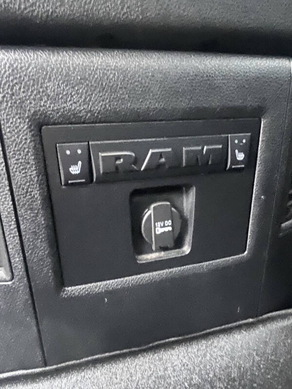 2016 RAM 1500 Laramie