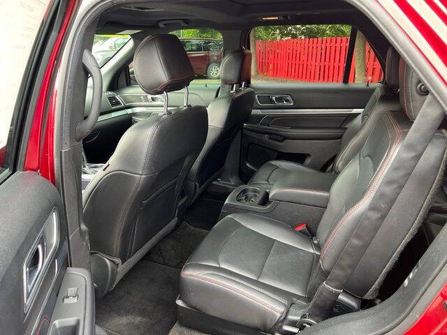2017 Ford Explorer Sport