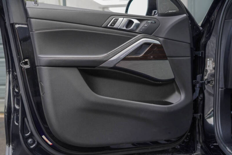 2021 BMW X6 xDrive40i