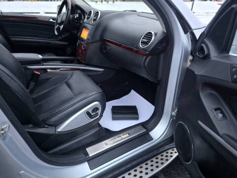 2011 Mercedes-Benz GL-Class GL 550 4MATIC