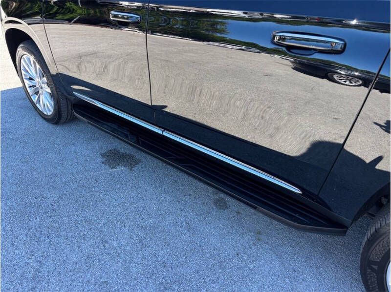 2022 Cadillac Escalade ESV Luxury