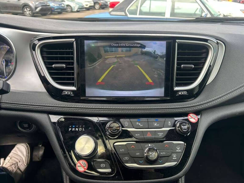 2025 Chrysler Pacifica Limited