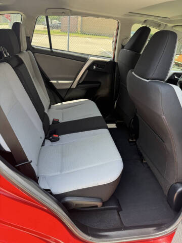 2017 Toyota RAV4 XLE