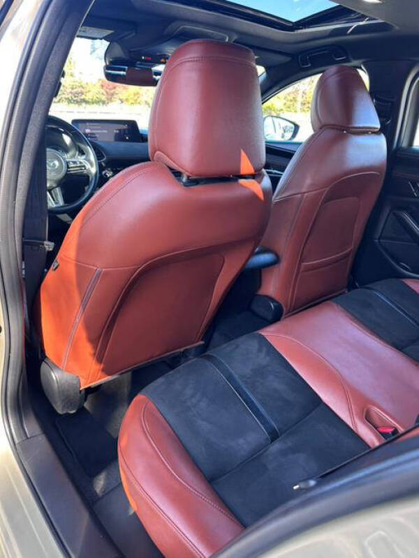 2024 Mazda Mazda3 Hatchback 2.5 Carbon Turbo