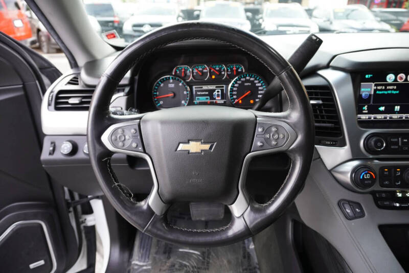 2015 Chevrolet Suburban LT