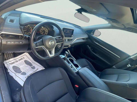 2021 Nissan Altima 2.5 SV