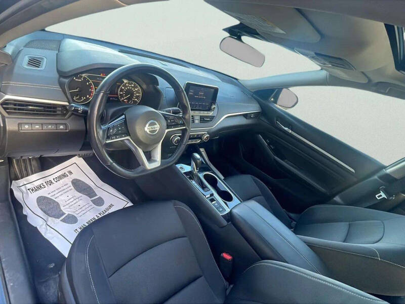 2021 Nissan Altima 2.5 SV