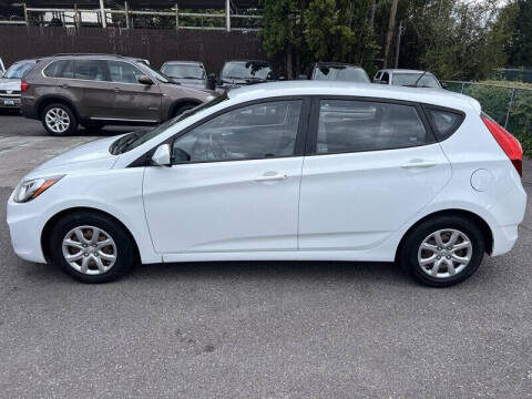 2013 Hyundai Accent GS