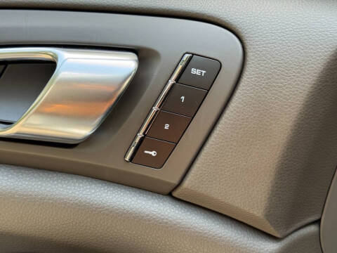 2017 Porsche Cayenne Platinum Edition