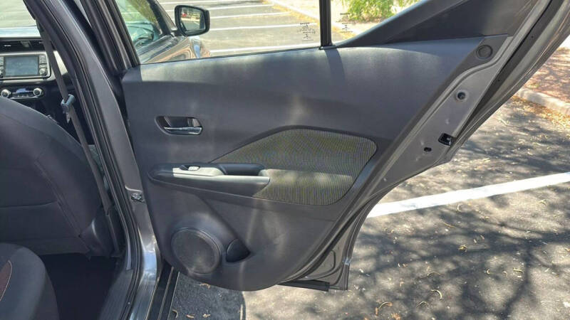 2020 Nissan Kicks SV