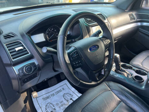 2017 Ford Explorer XLT