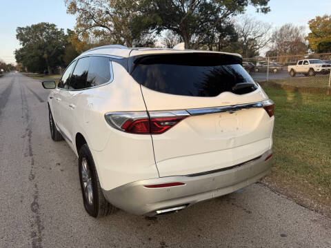 2022 Buick Enclave Essence