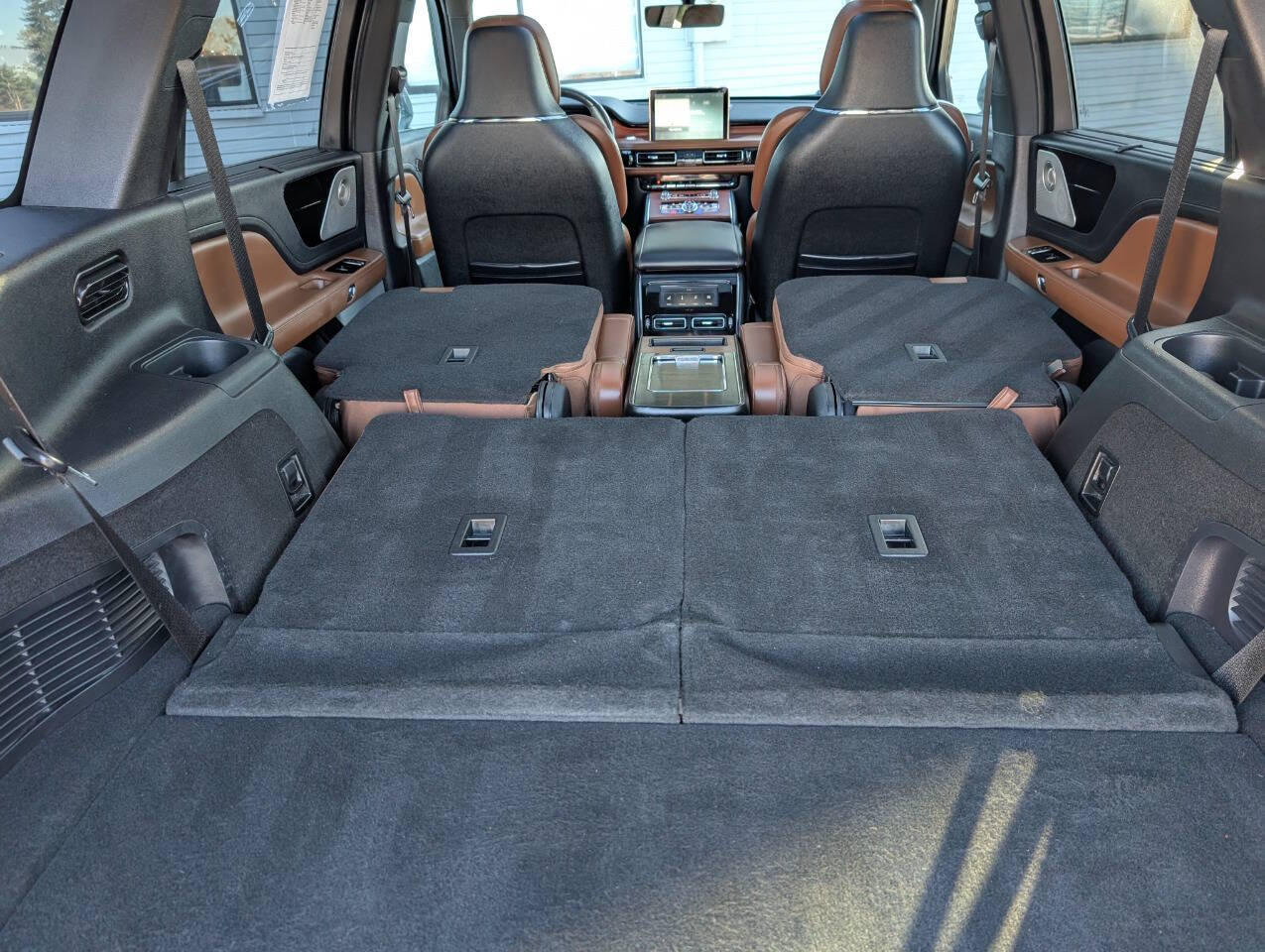 used 2022 Lincoln Aviator car, priced at $36,999