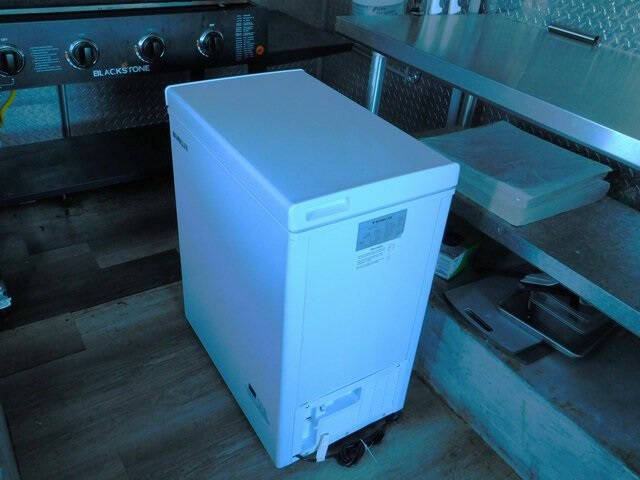 1999 Freightliner MT45 Chassis