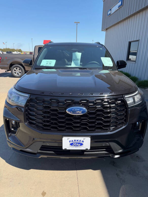 2025 Ford Explorer ST-Line
