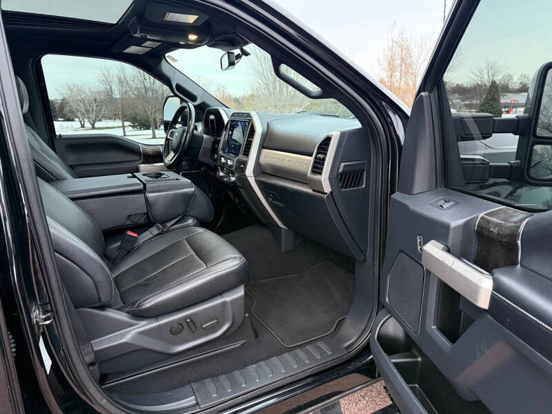 2022 Ford F-350 Super Duty Lariat