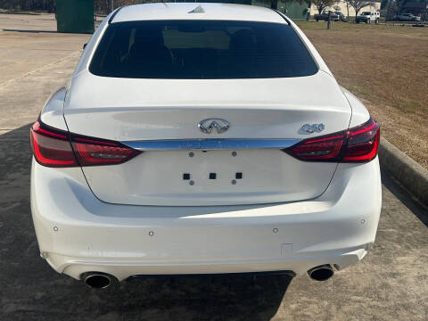 2022 Infiniti Q50 Luxe