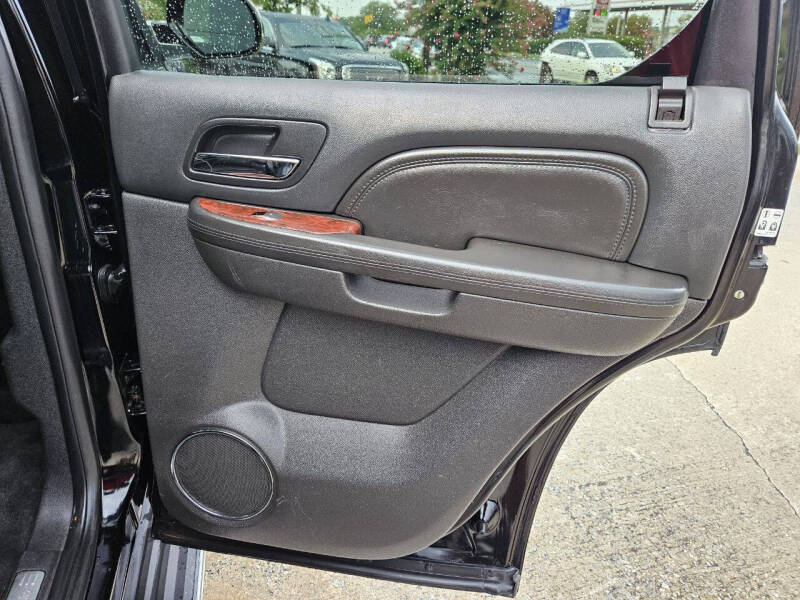 2011 Cadillac Escalade