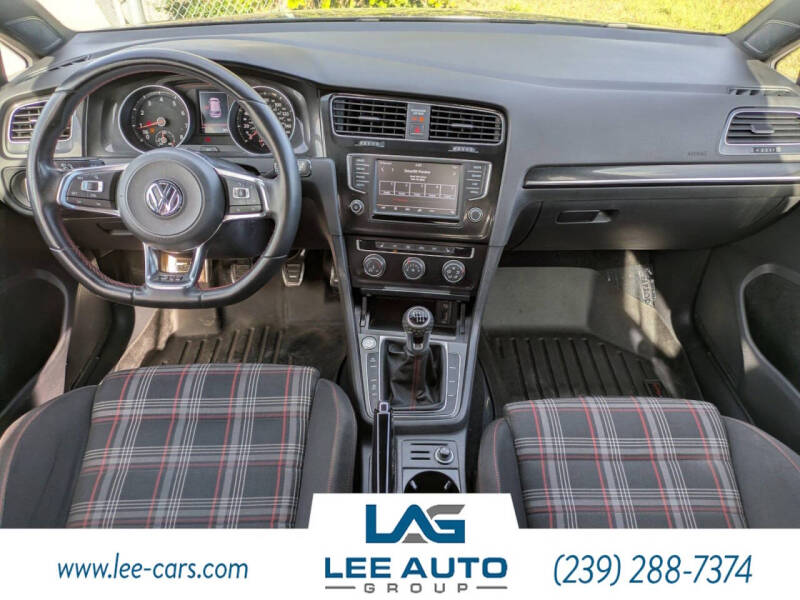 2017 Volkswagen Golf GTI Autobahn