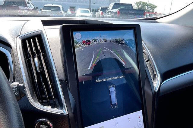 2021 Ford Edge Titanium