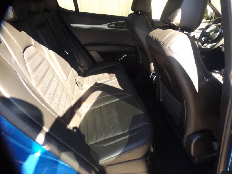 2022 Alfa Romeo Stelvio Veloce