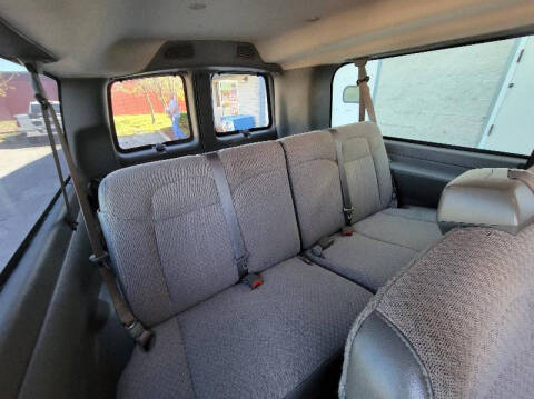 2017 Chevrolet Express LT 3500