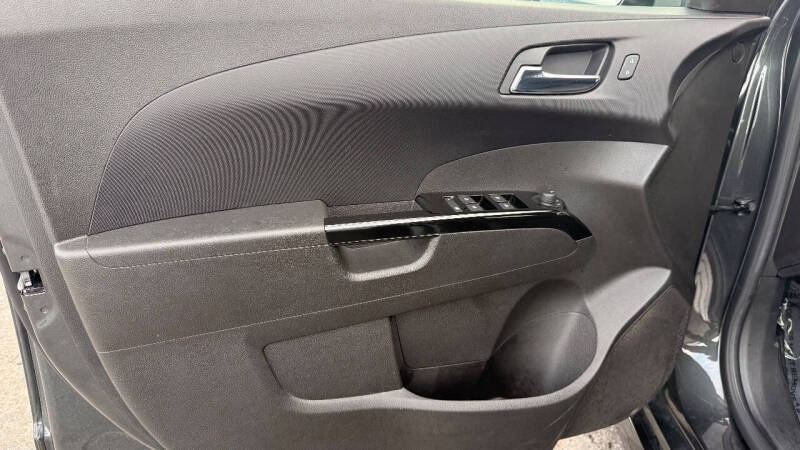 2020 Chevrolet Sonic LT