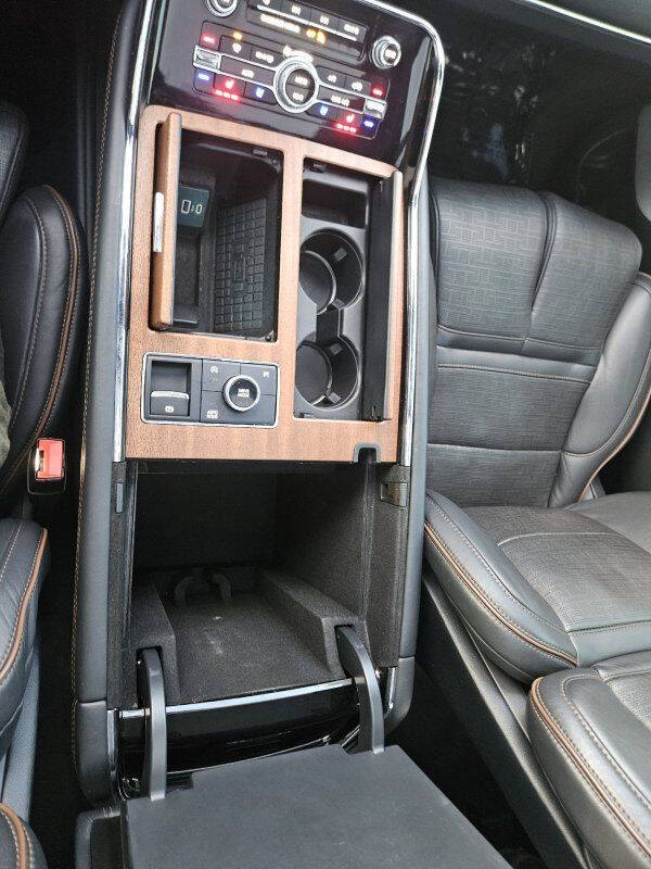 2022 Lincoln Navigator L Black Label