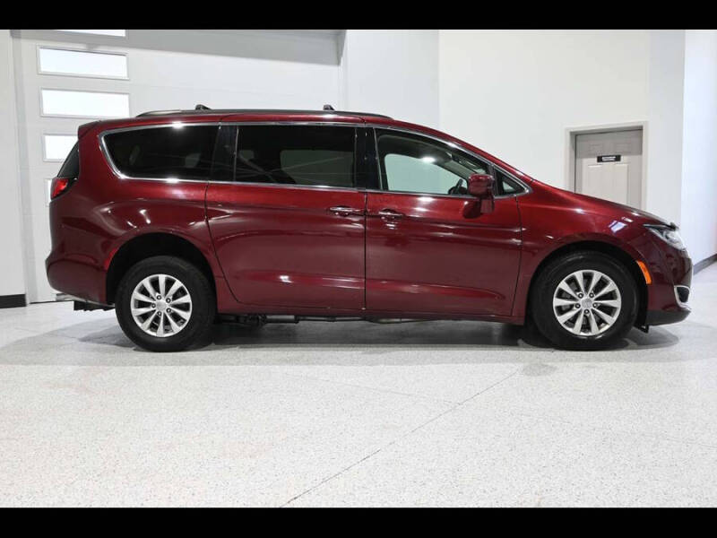 2018 Chrysler Pacifica Touring Plus