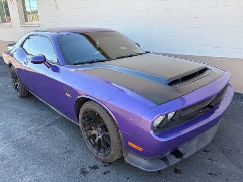 2013 Dodge Challenger SRT8 Core